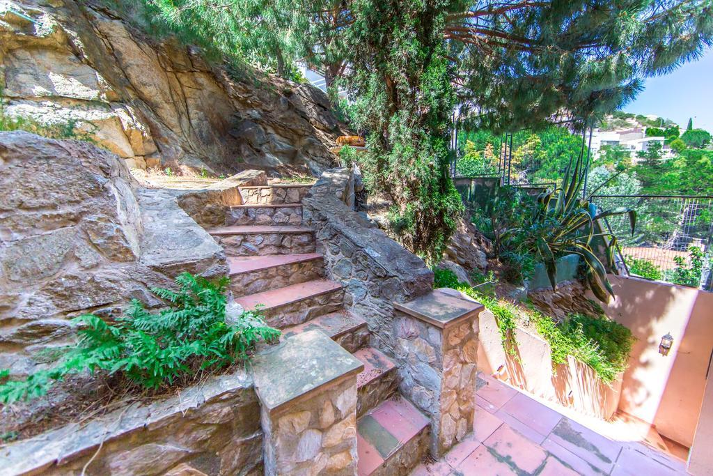 Villa Escapade Roses Dış mekan fotoğraf